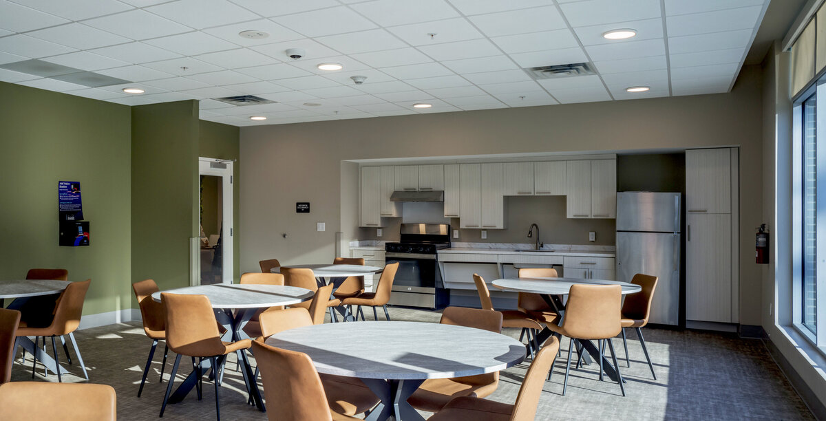 Allegheny West Plaza Interior 020