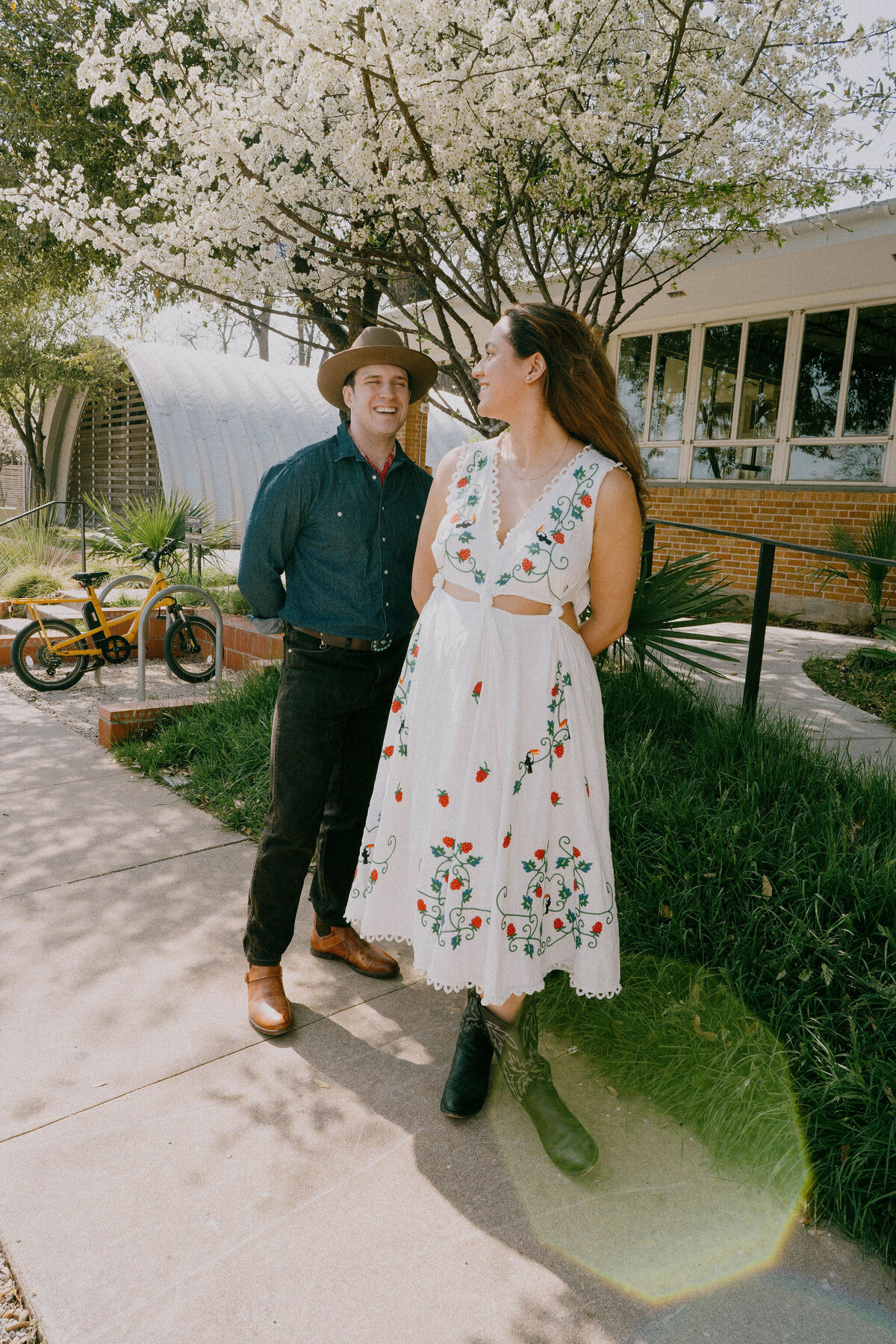 Camila&JeffEngagementPhotos_AustinTexasWeddingPhotographer_HereafterFilms-150