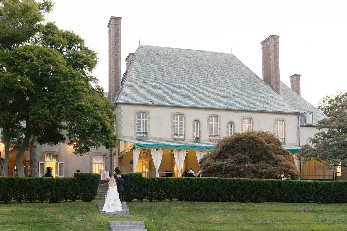 Pink destination wedding in newport-Halie Child Photography-86