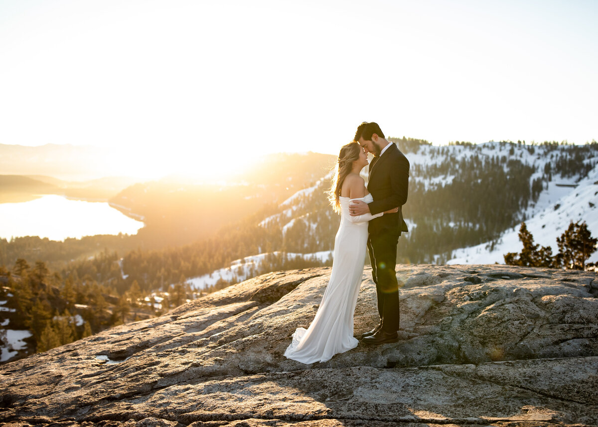 03122022_Kaci+Tyler_DonnerPassCA_AnjaJensenPhotography-62