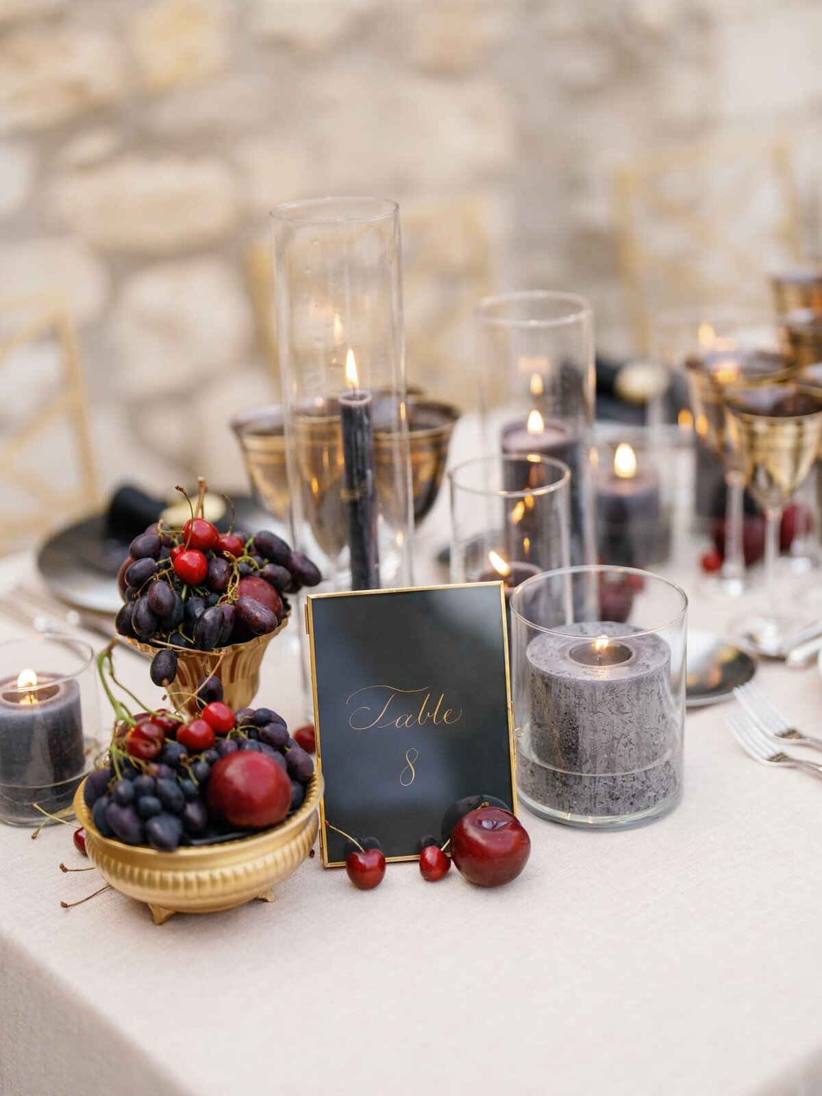 personalized-luxury-wedding-table-decoration