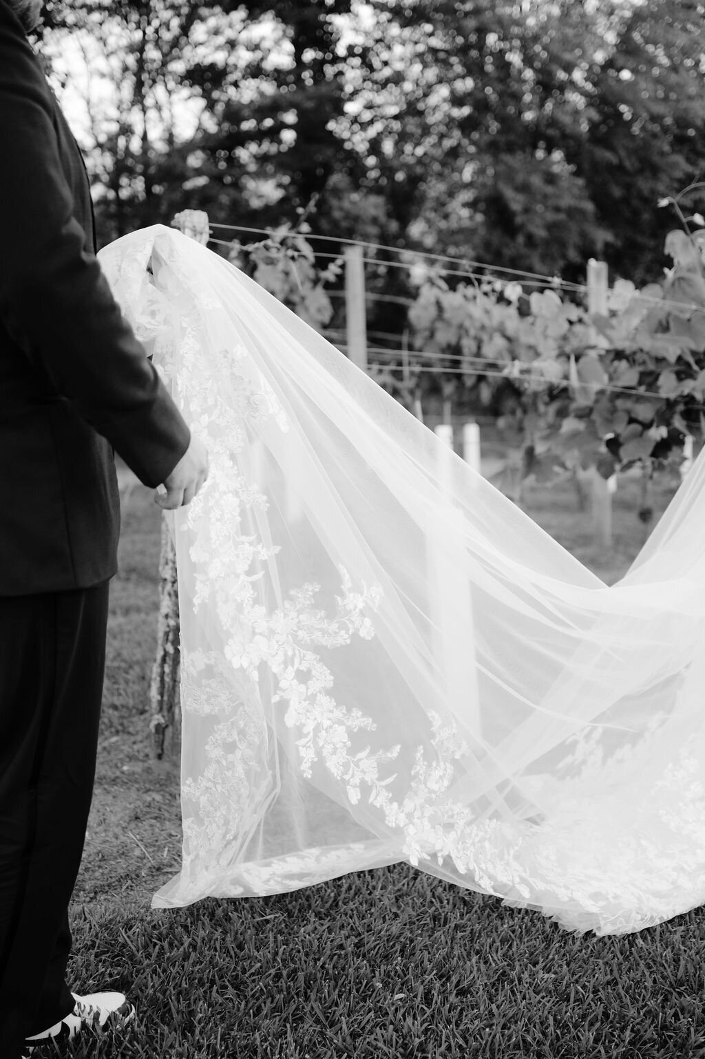 Zaversnik-Wedding-Sneaks-Peeks-0075