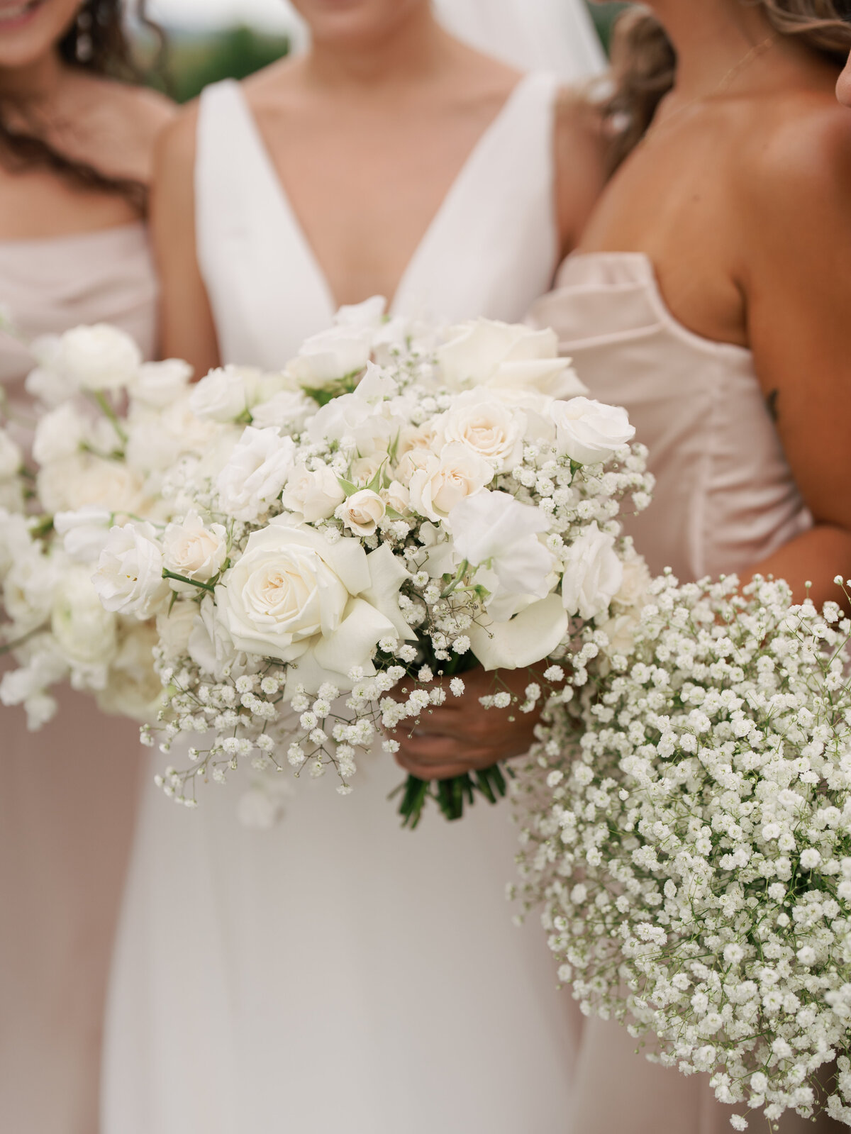 Early-Mountain-Vineyard-Wedding-by-Kiyah-C-Photography-Emma-Rye-285