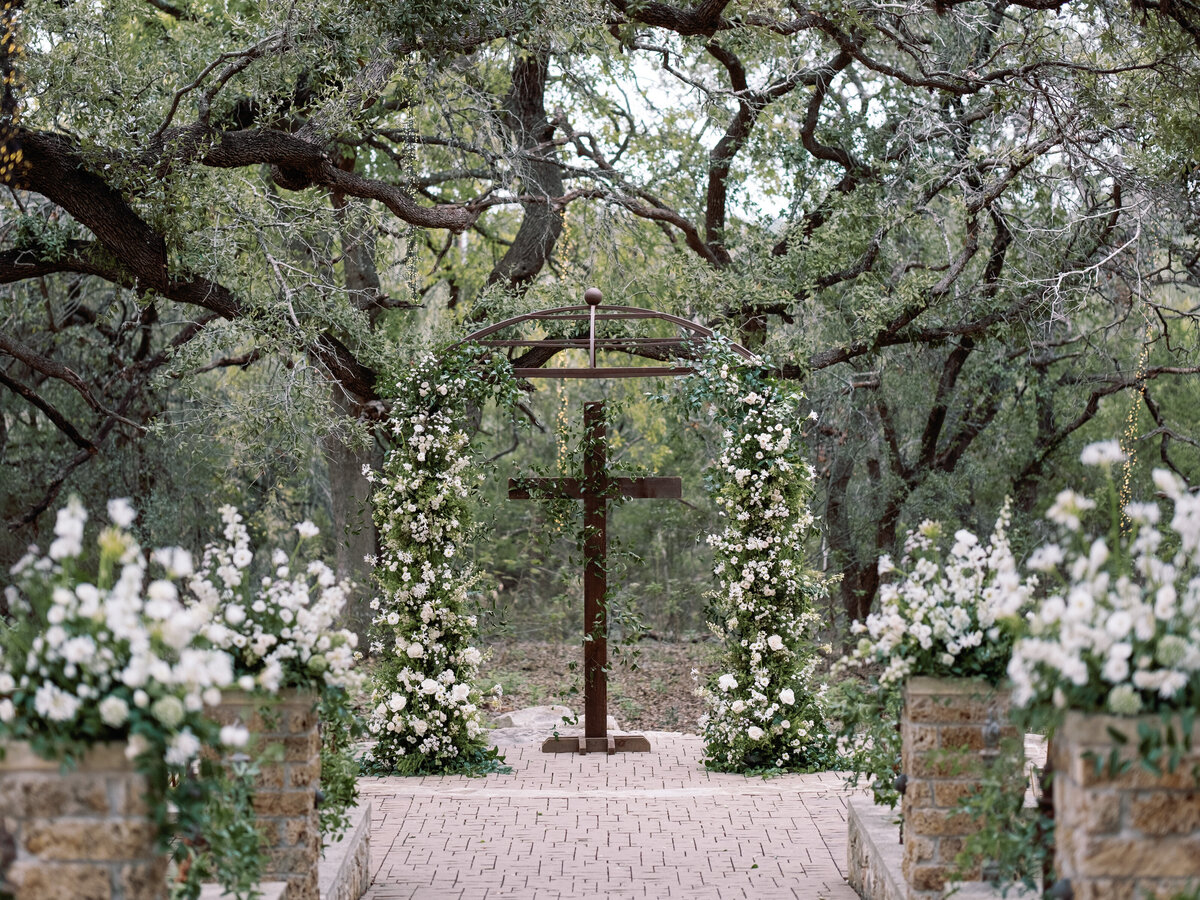 Scared Oaks Wedding | Austin Texas Wedding Photographer-8
