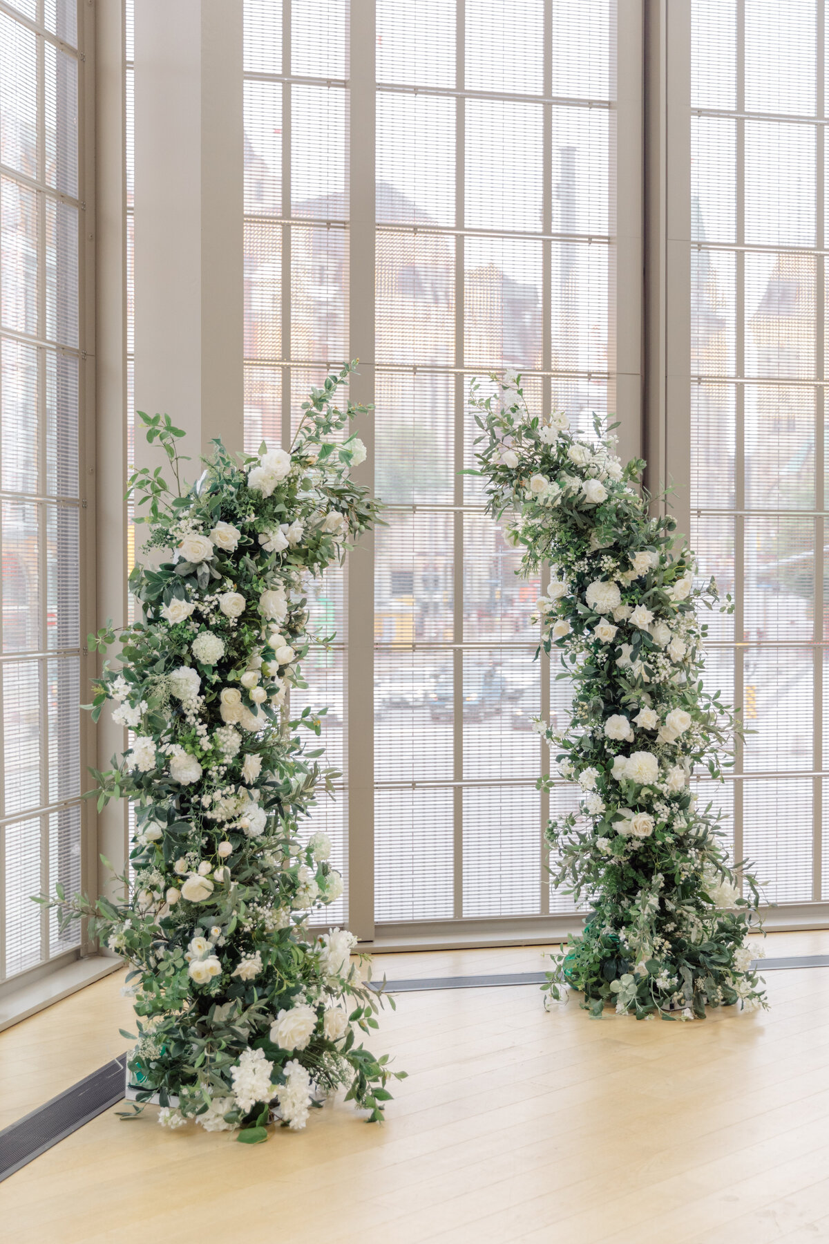 Alexandra & Derek Wedding - Sneak Peeks-39