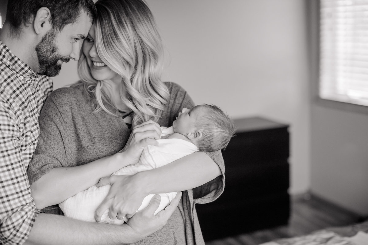 Joelle and Shawn-Newborn-0110