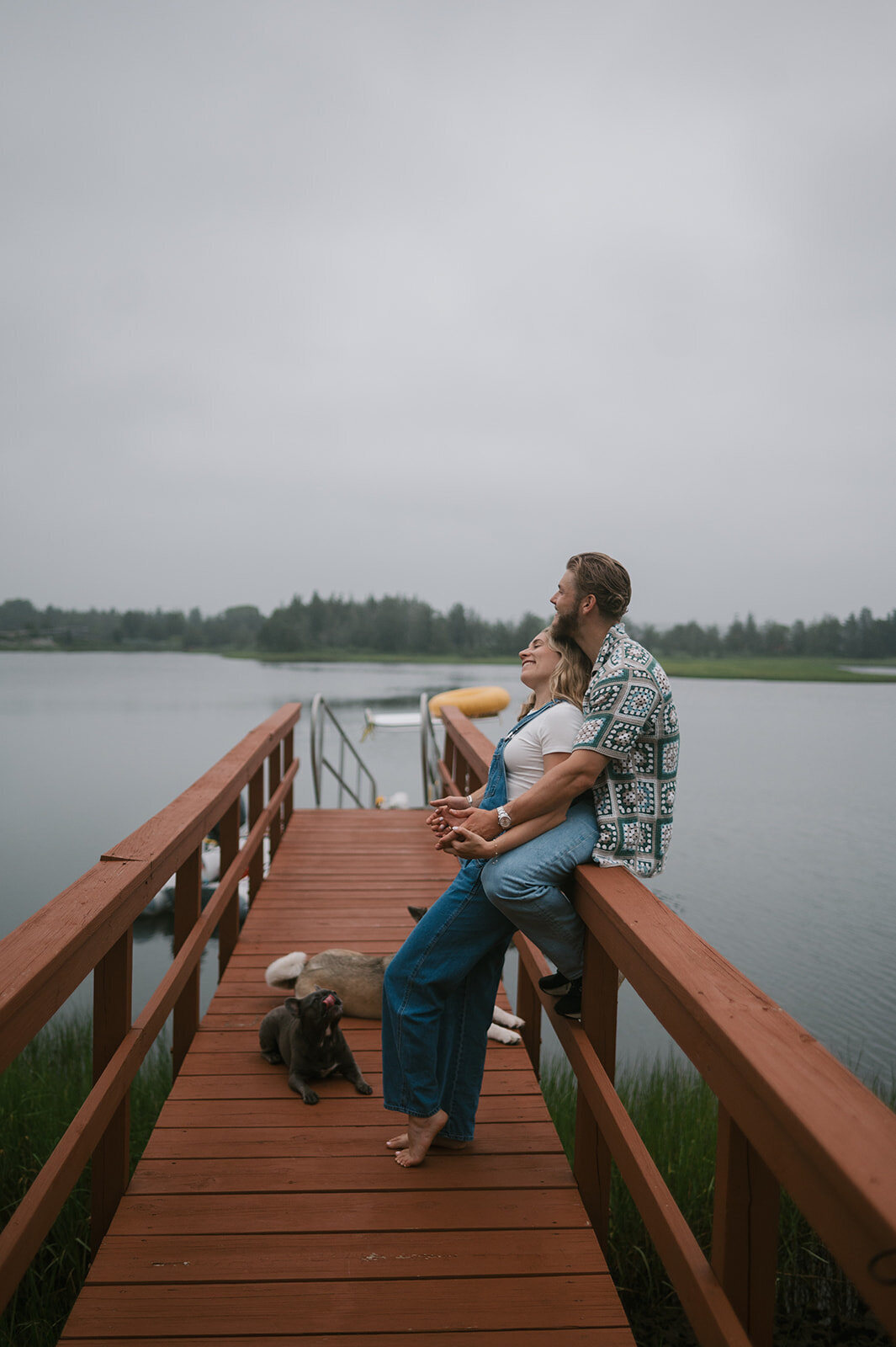 fun-couple-water-engagement-shot-jemima-richards-photography