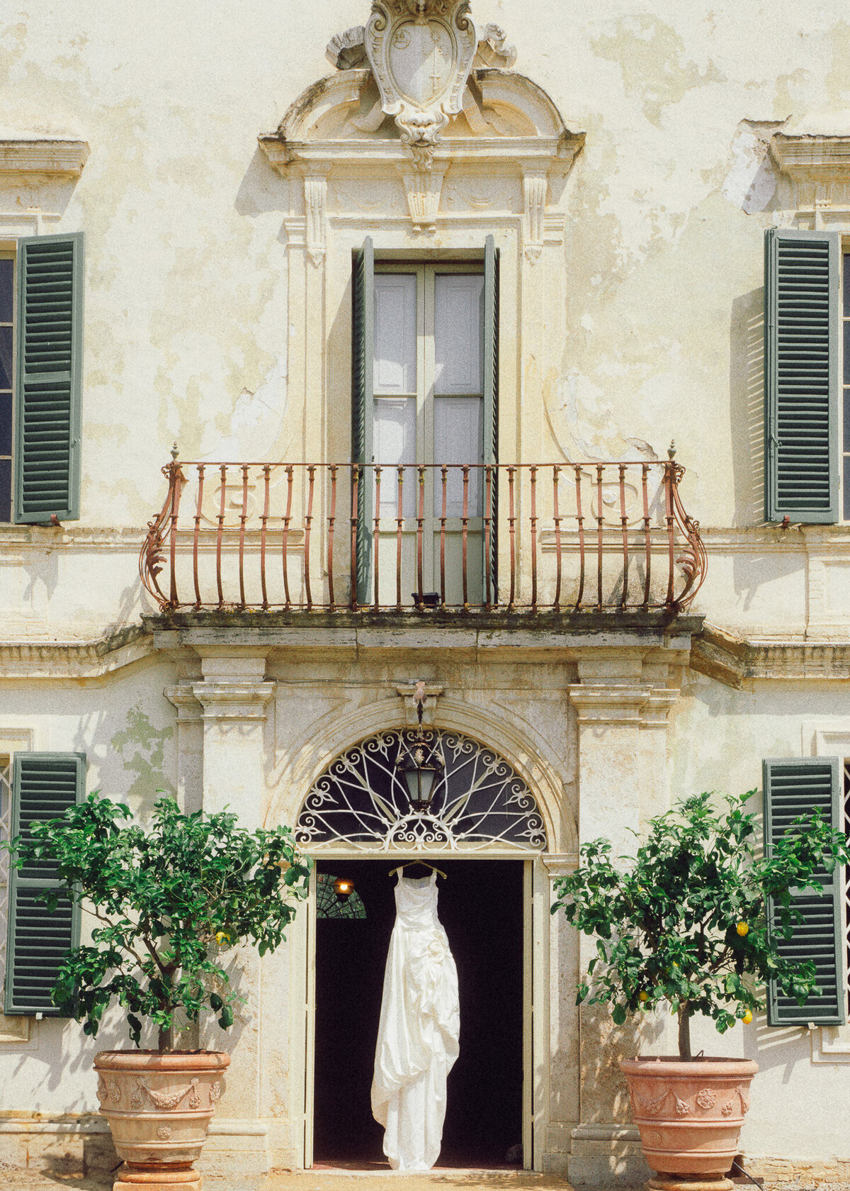 23. villa-di-geggiano-tuscany-wedding-photography-7