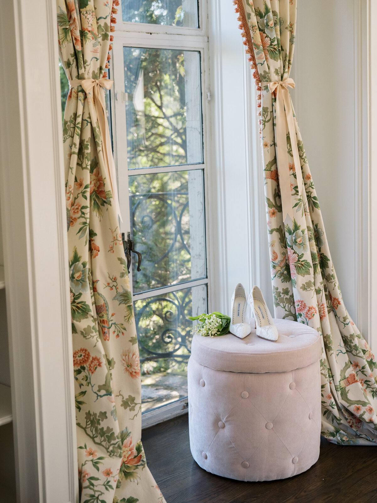 Bride-Groom-Candid-Moments-Greencrest-Manor-Wedding41