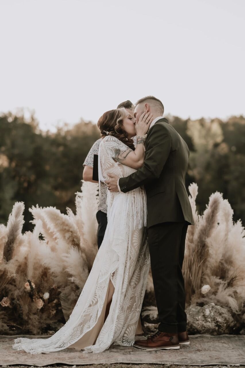 paisley-sunshine-white-rock-canyon-florida-elopement-chantilly-chic-celebrations-10