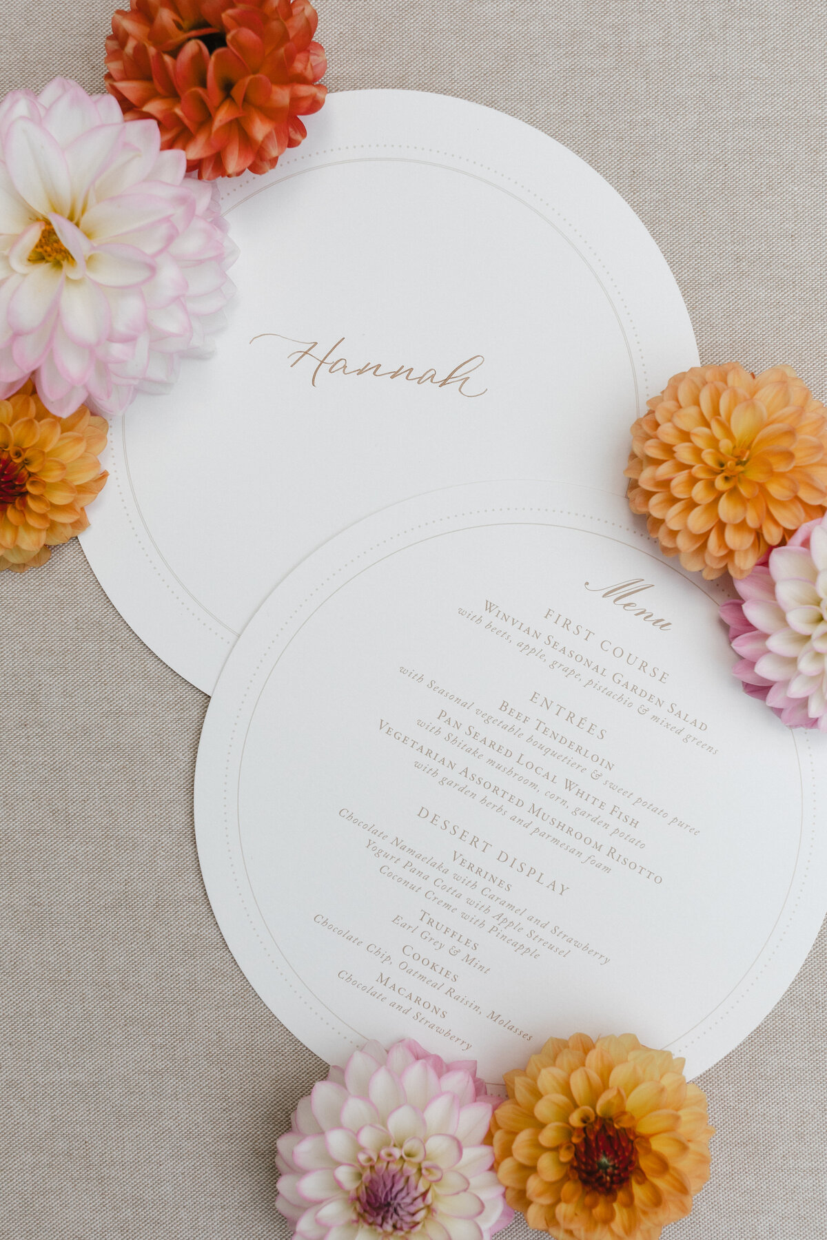 custom-wedding-menu-calligraphy-round