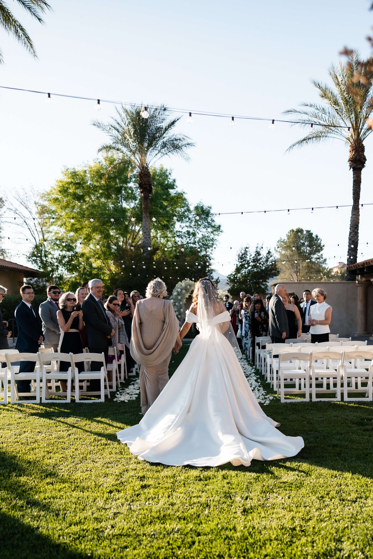 96_riskyexposure_marley-simon_las-vegas-elopement-photography