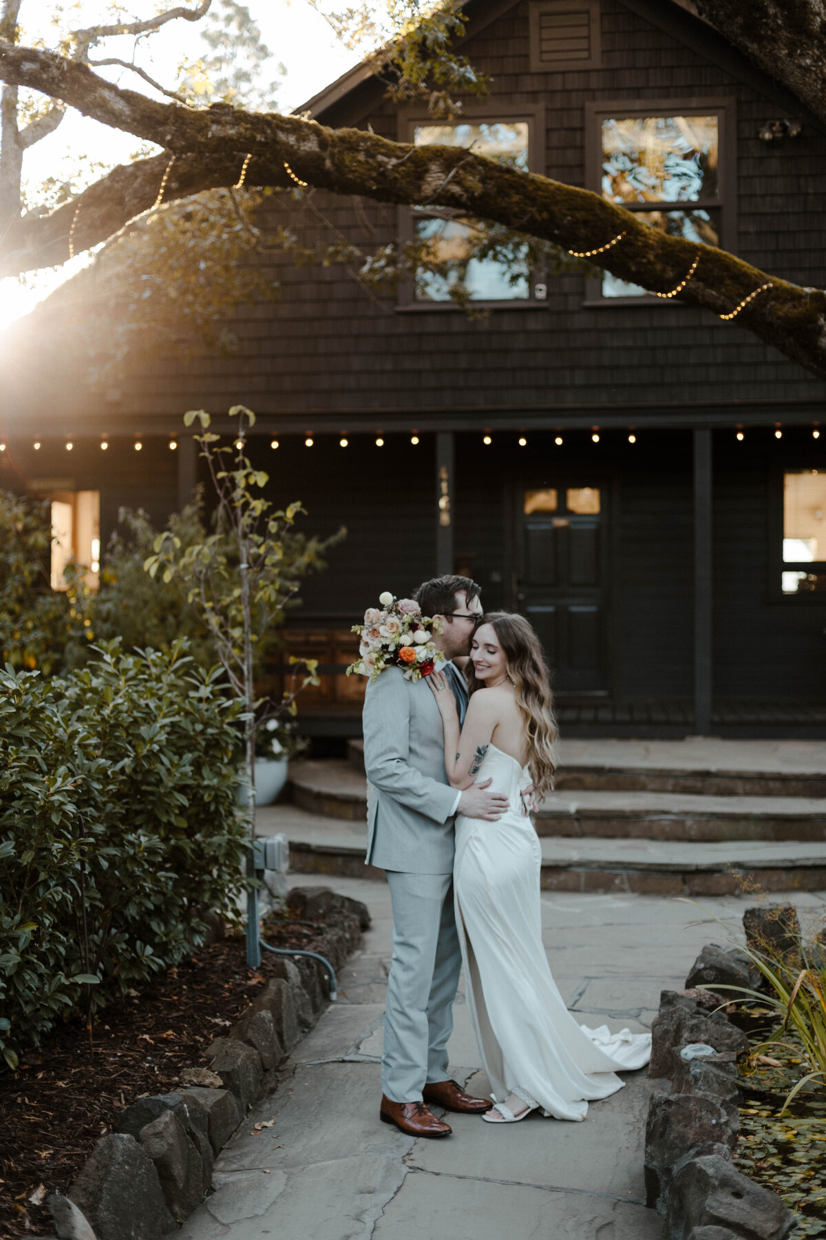 klp_hoodriveror_pianoelopement-101