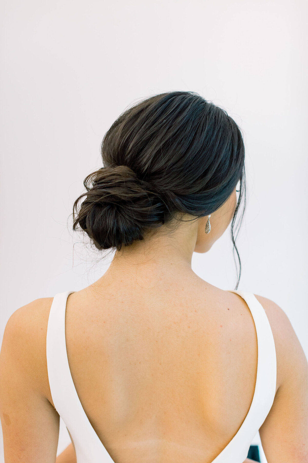 colorful-geometric-bridal-forever5-houston-styled-shoot-3