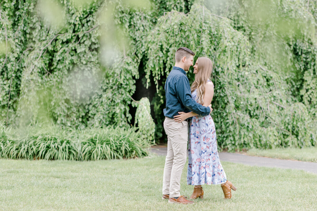 Hershey Garden Engagement Session Photography Photo-1
