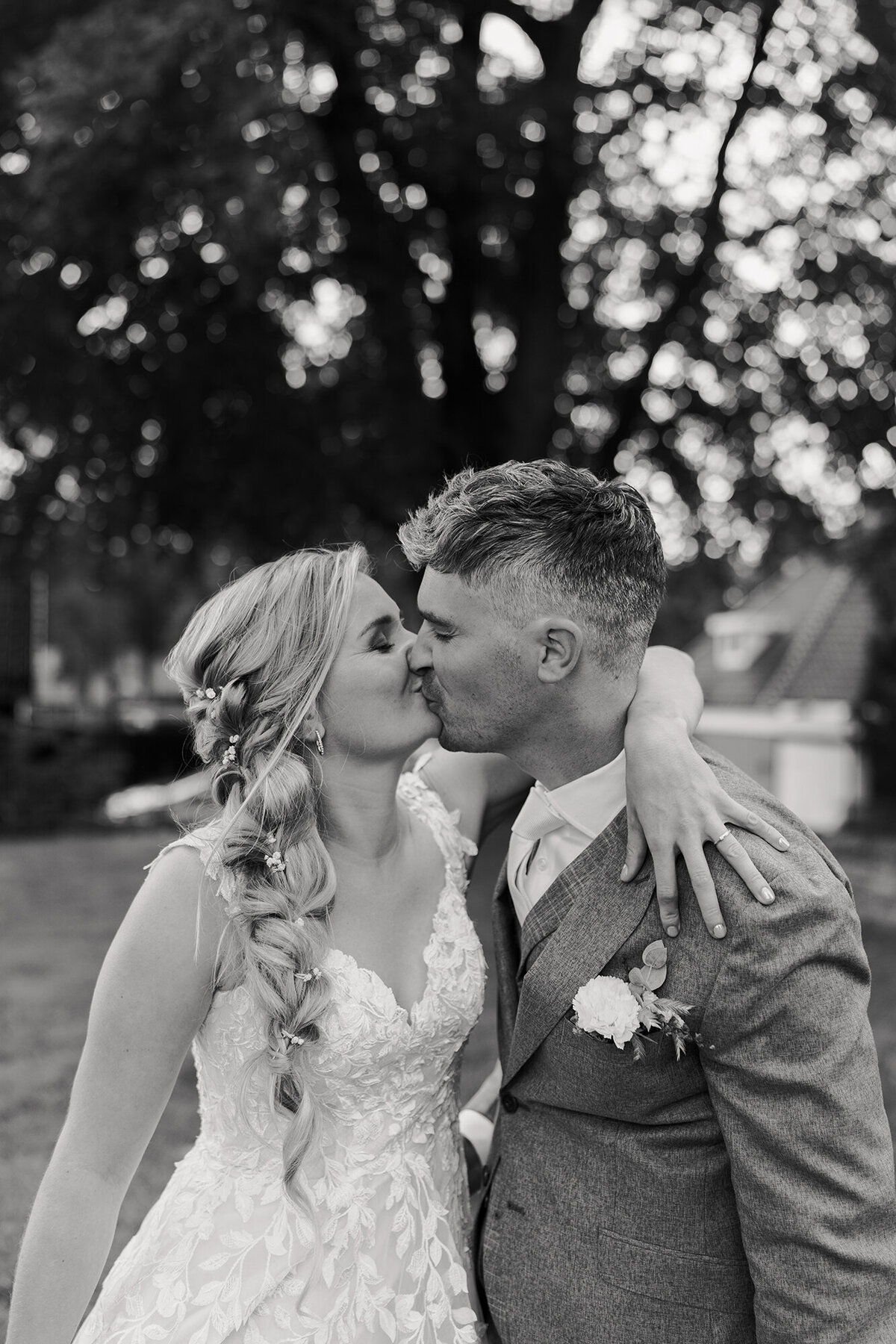 bruiloft-ceremonie-kus