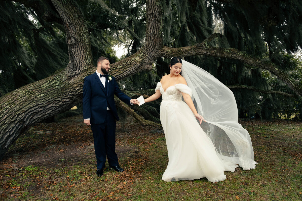 Charleston-wedding-photographer-documentary-film-photographer-destination-wedding-photographer-luxury-weddings-charleston-bridal-portraits168