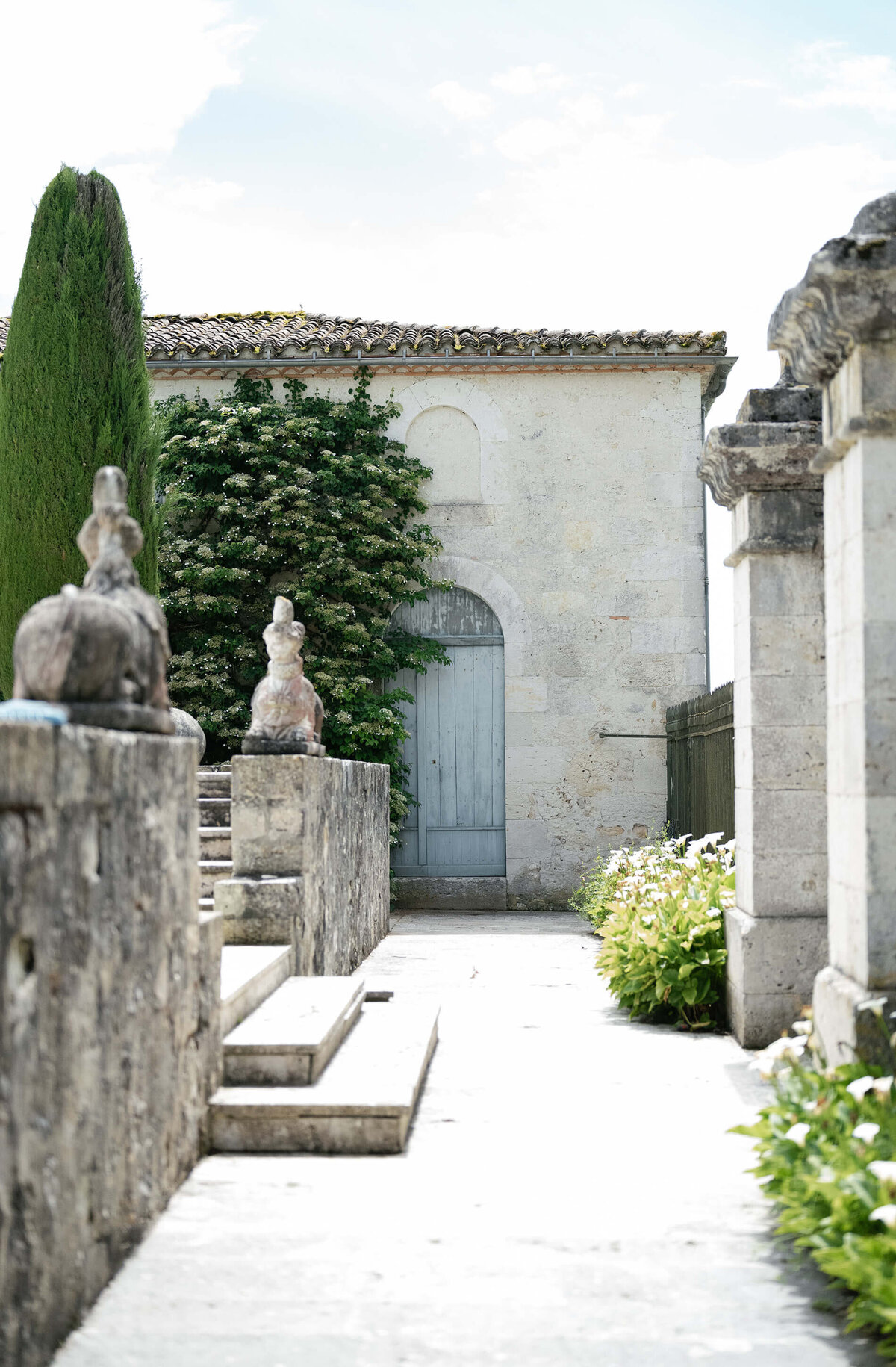 Chateau wedding in France
