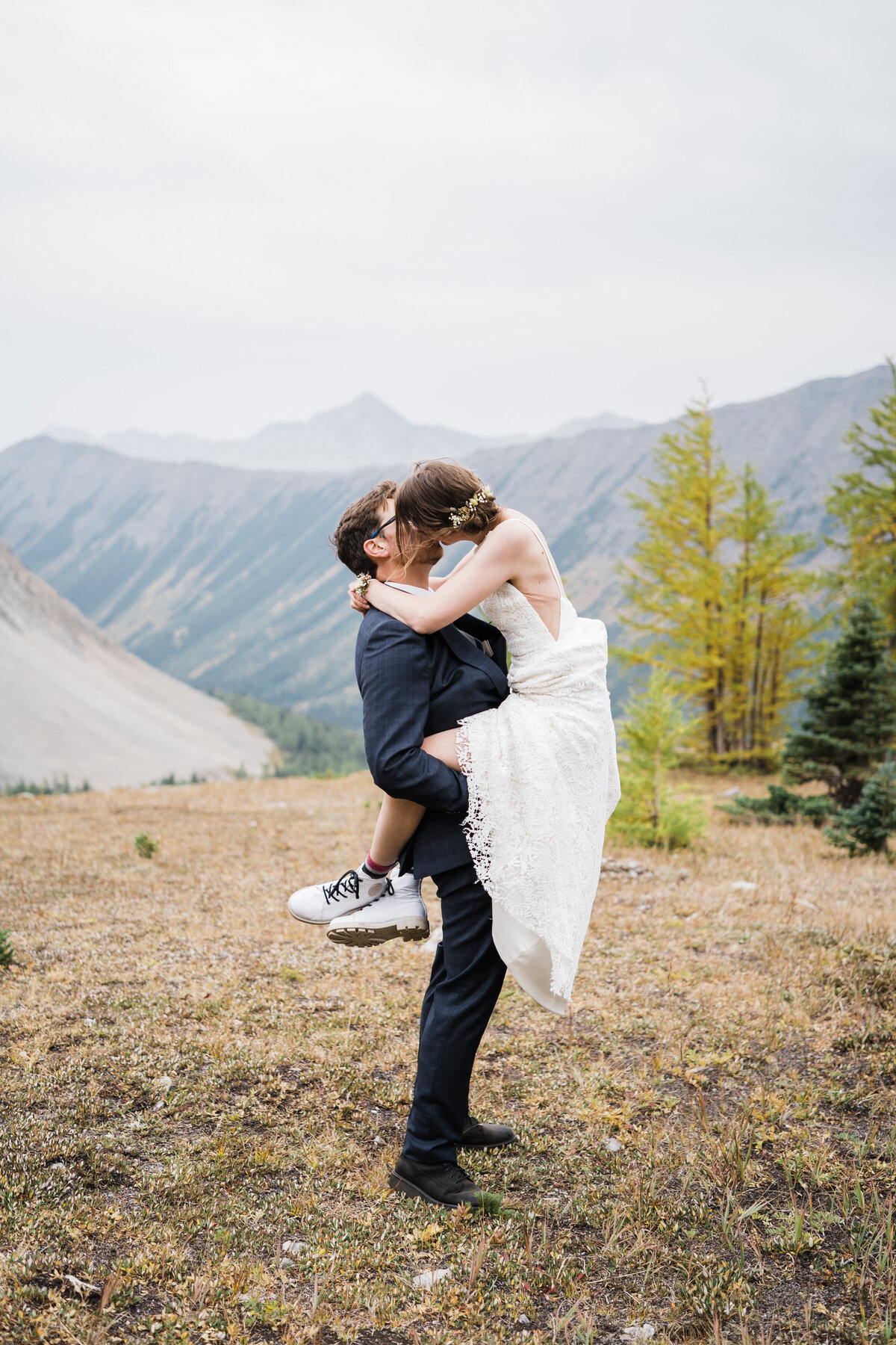 kananaskis-hiking-elopement-8