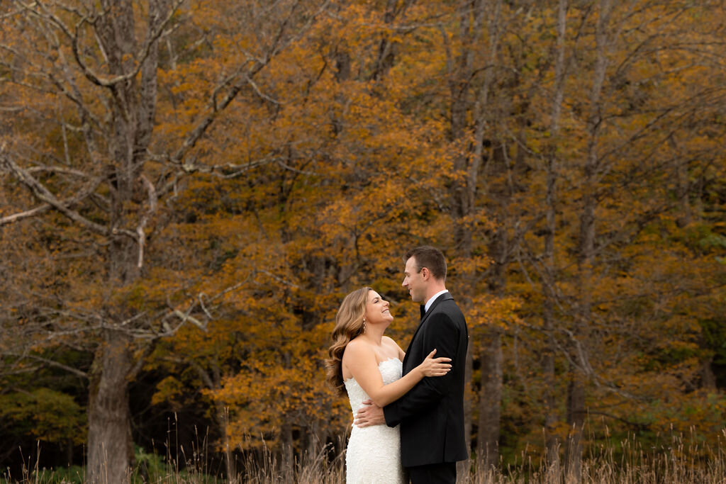 Sarah-Kevin-Gold-Wing-Photography-Vermont-Wedding-Grafton-Inn-Fall-Previews-36
