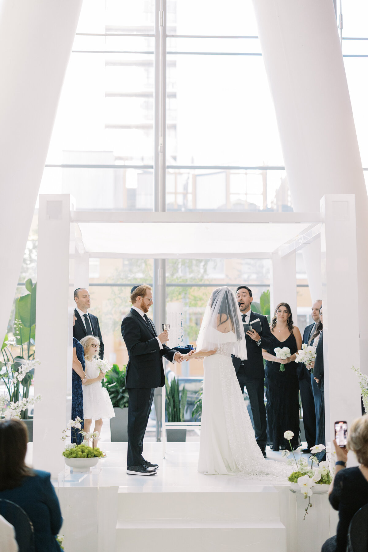 Toronto-Editorial-Wedding-Photographer_Ricardas-Restaurant-Wedding085