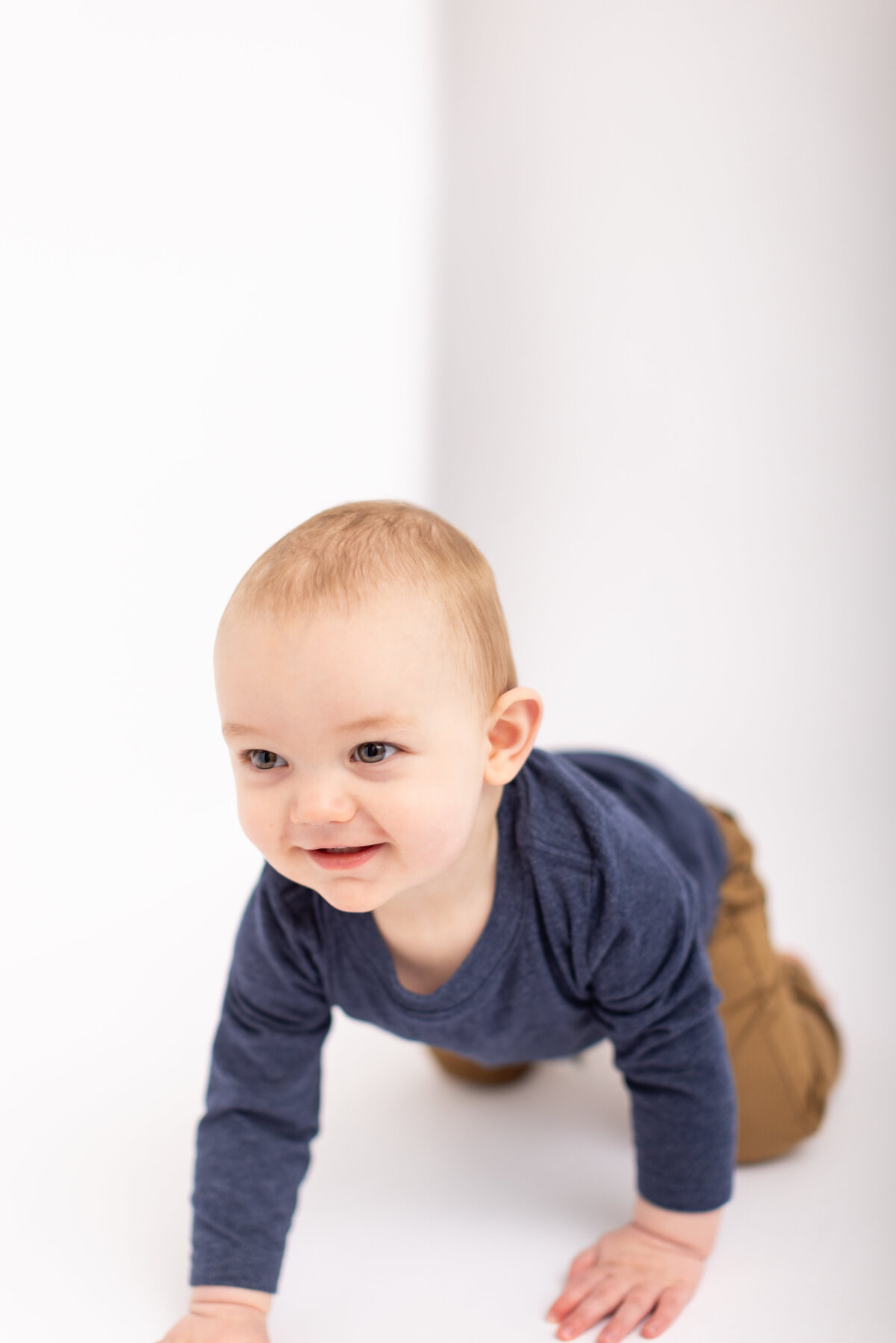 Brighton-Michigan-studio-portrait-photographer-anadalai-photography