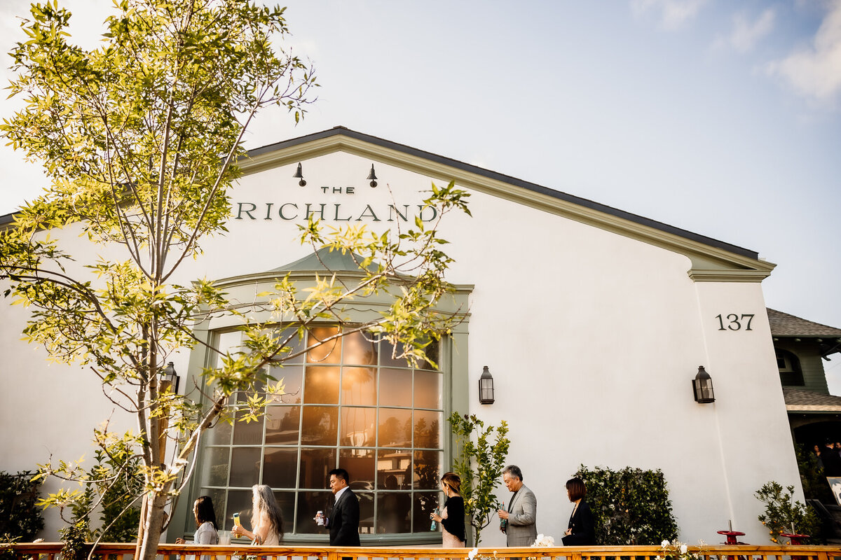Archer Inspired Photography - Emily and Aaron Wedding - The Richland - Orange - Cocktail Hour-32