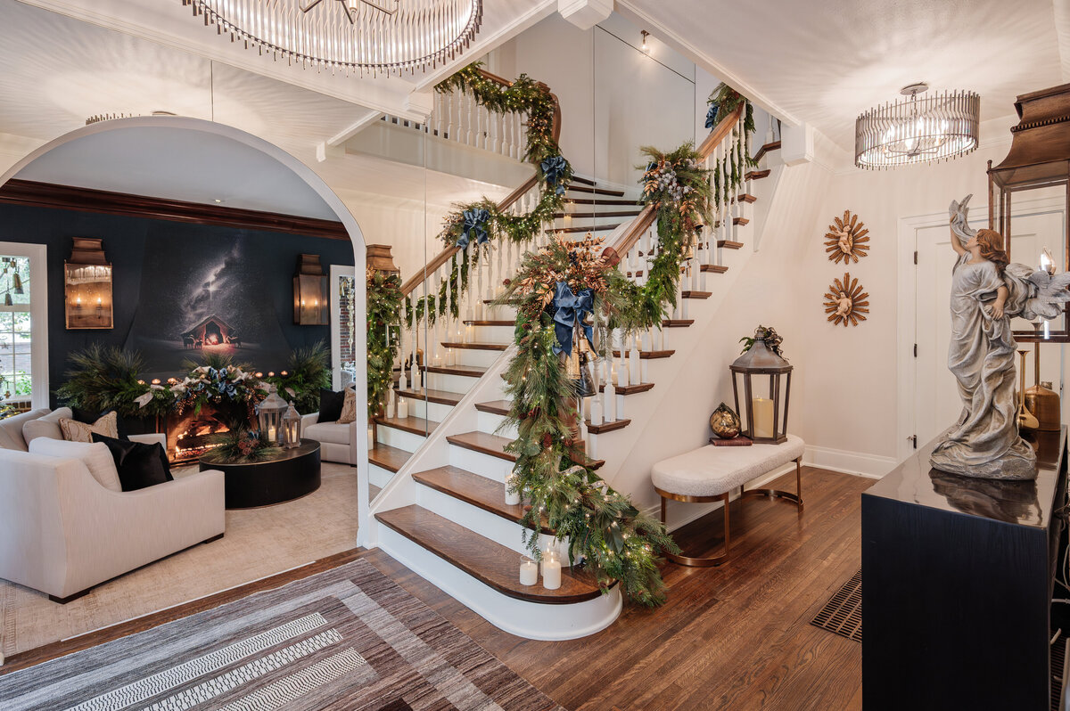 RR-2025-Christmas-Interiors-1