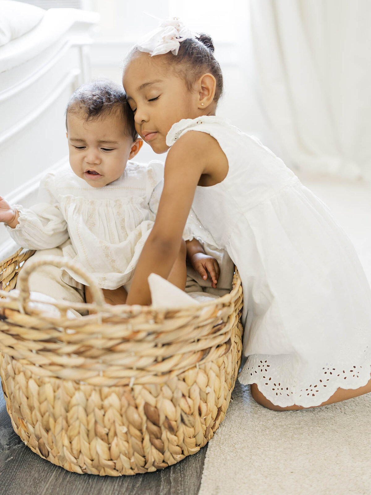six-months-milestone-photo-session-connecticut-12