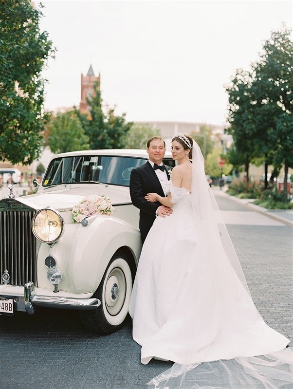 vintage-car-rolls-royce-dc-wedding-bonnie-sen-photography