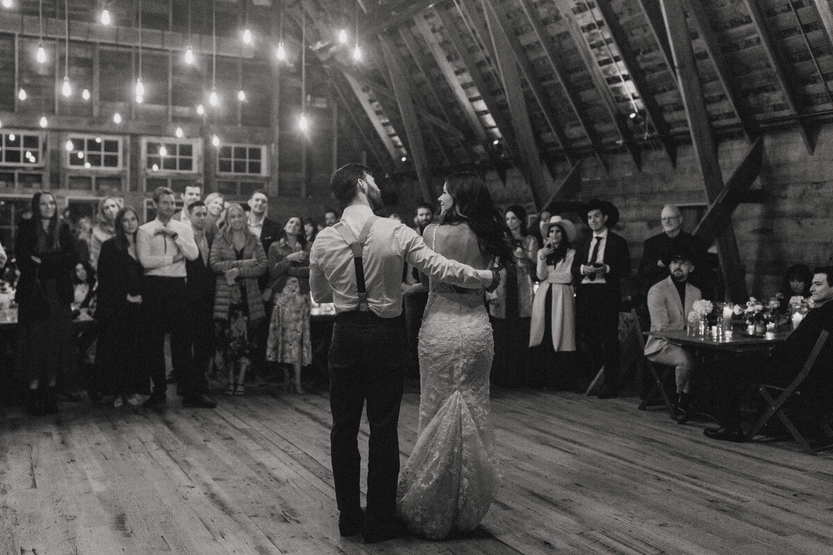 firelight-farms-wedding-boxeman-mt-planned-by-elysian-events-18