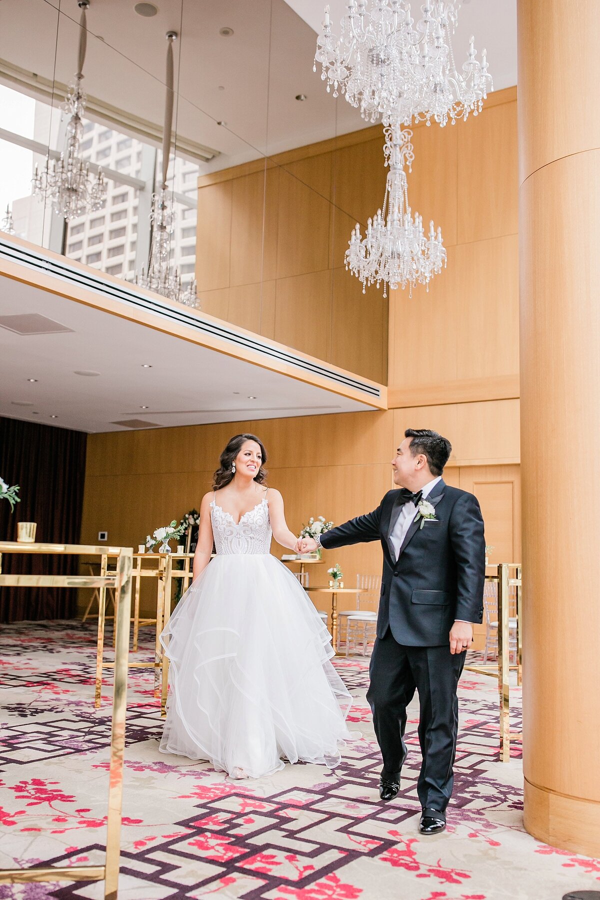 Toronto-Shangri-la-Wedding-Photographer-LauraClarkePhotos_0105