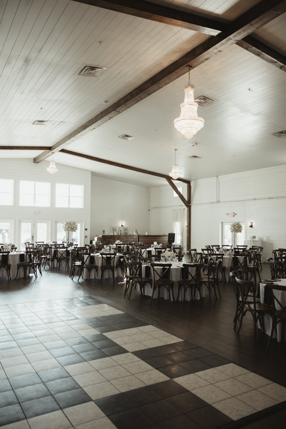 natalieandgarrettwedding_emilyarwinephotography-358