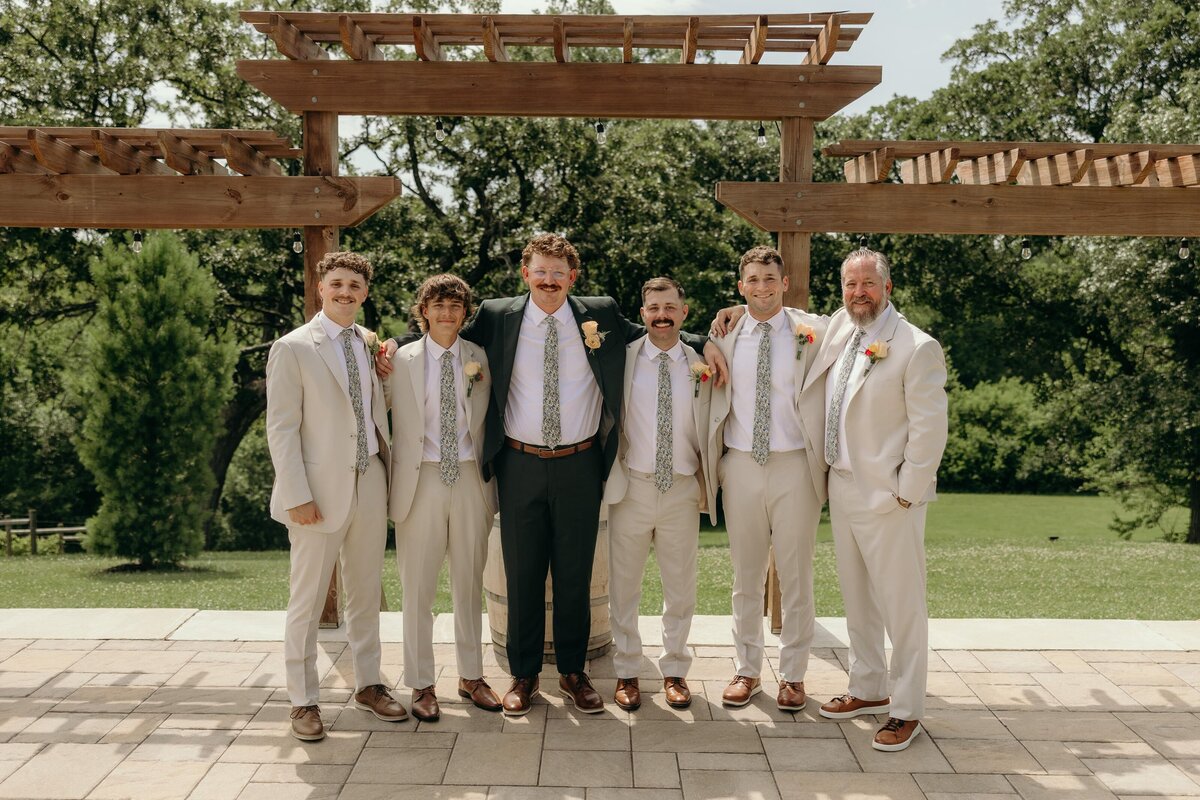 vineyard-wedding-23