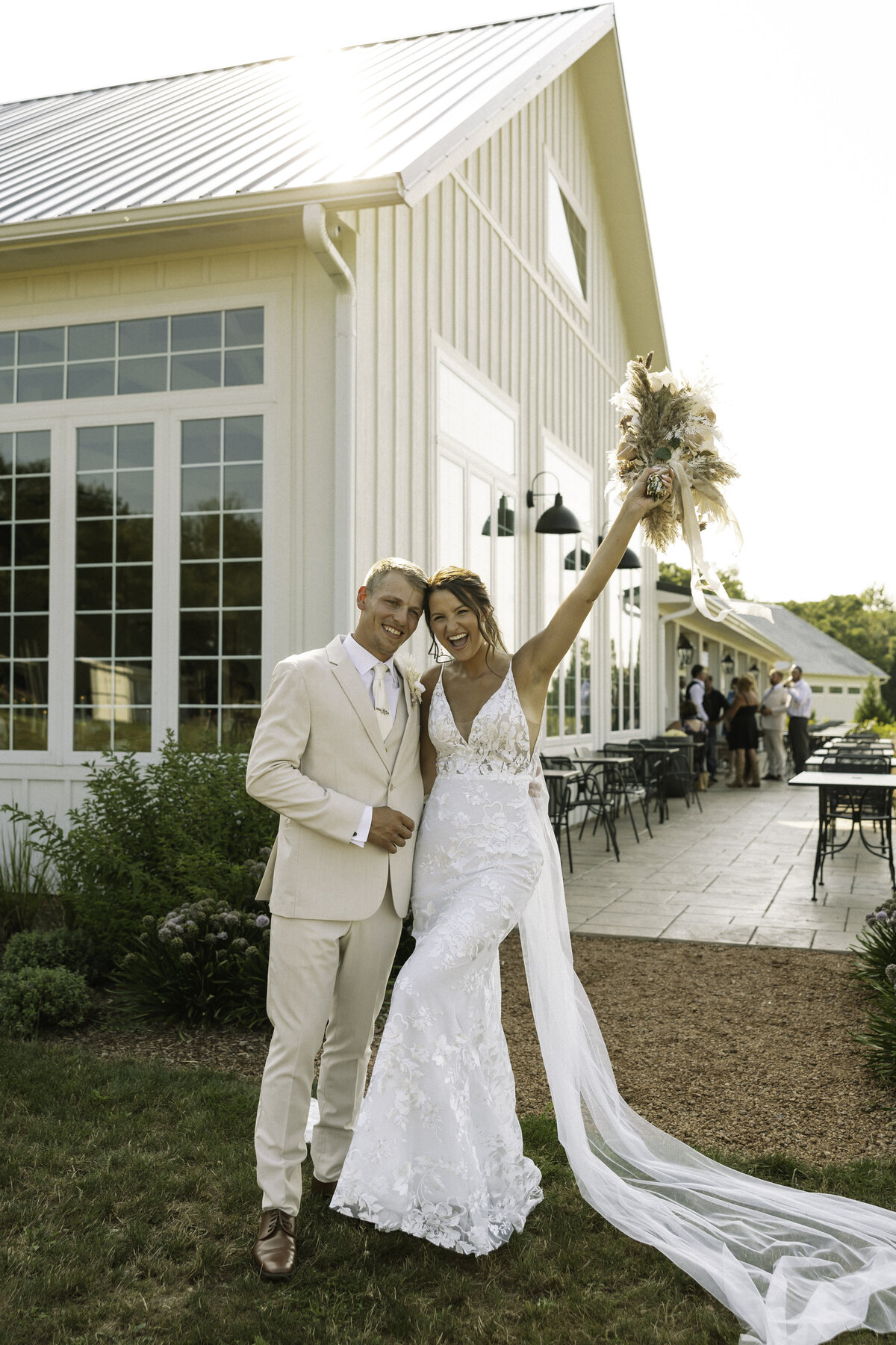 2 Peck & Bushel Wisconsin Wedding Venue Midwest Wedding Photographer-32