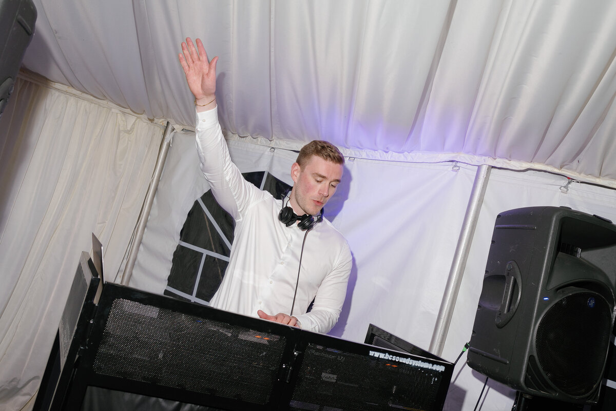 Wedding-Benedicte-Sivert-20240702-7-Party-9