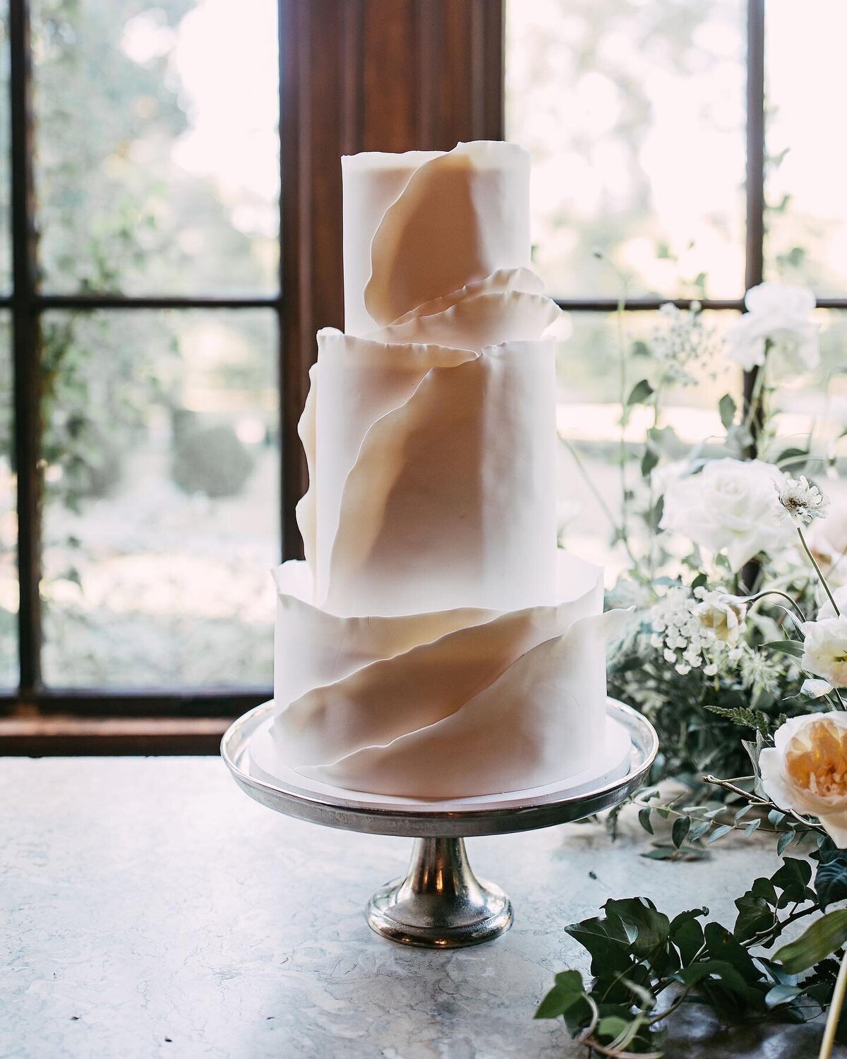 flour garden wedding cake