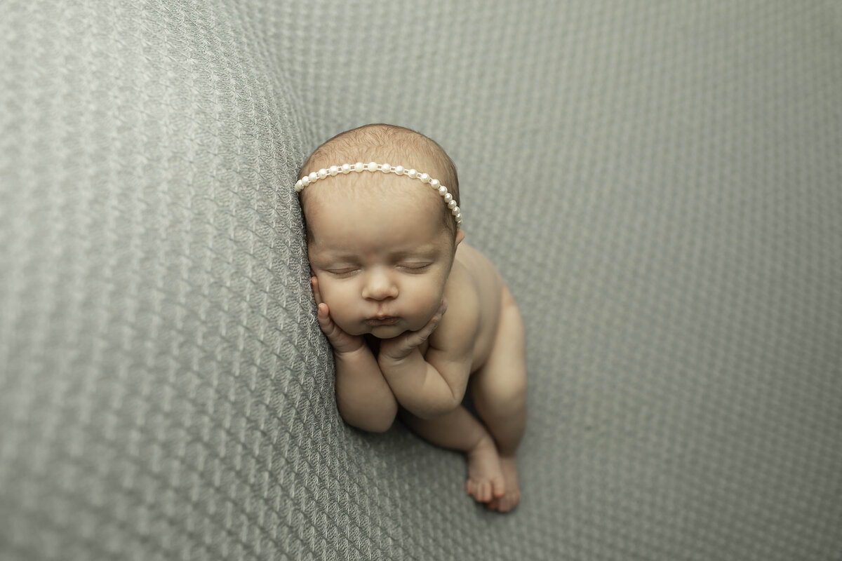 DFW-newborn-photographer-chunky-monkey-33 copy