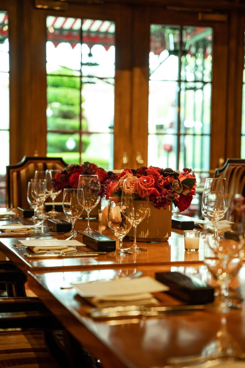 Corporate event dinner tablescape