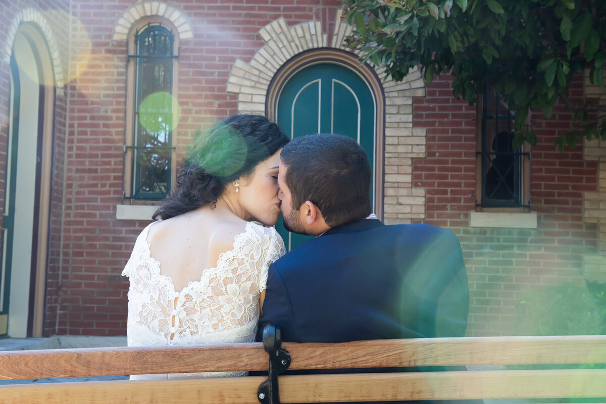 sarah-oberheim-photography-best-st-louis-missour-lafayette-square-park-wedding-photographer52