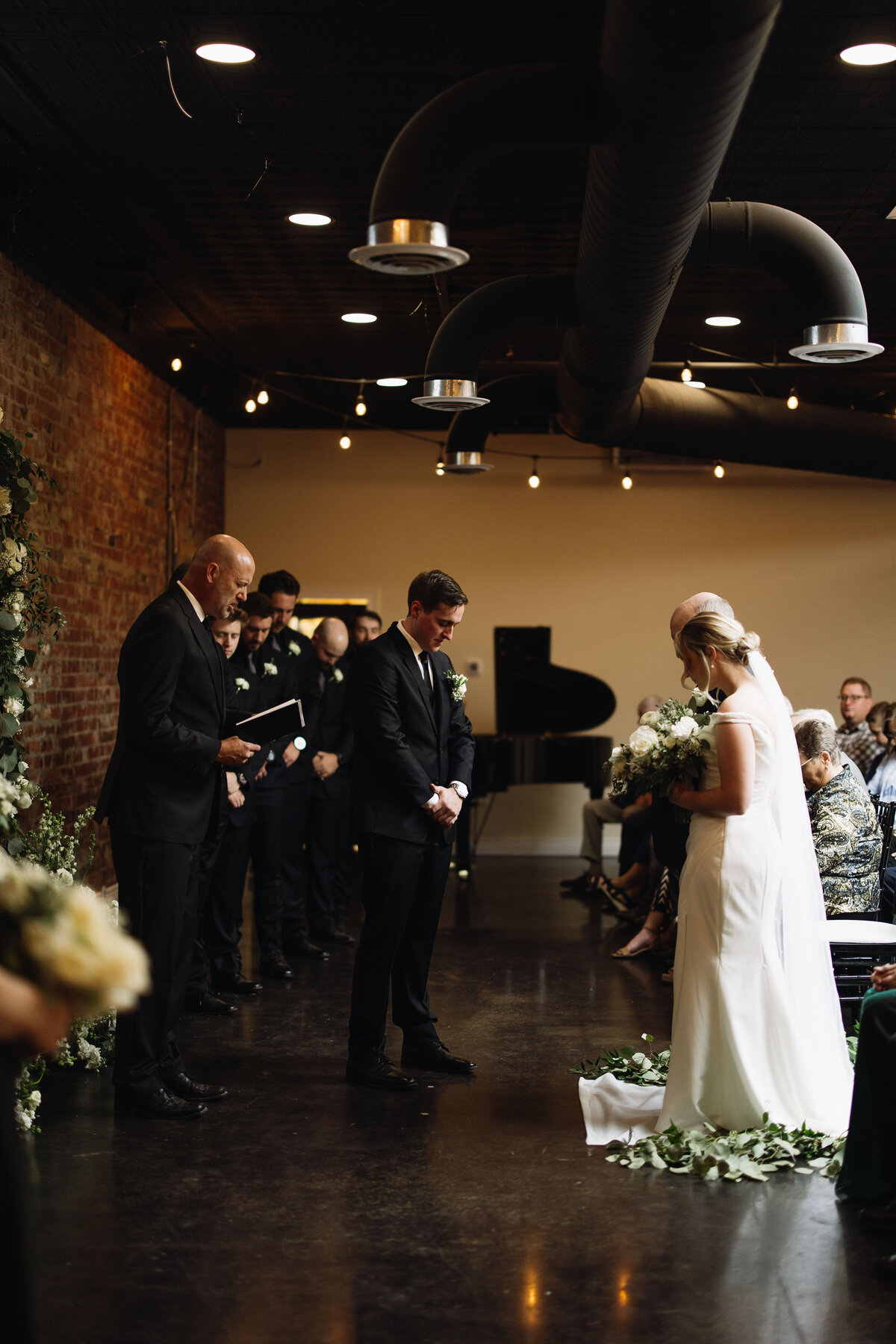 beth+logan44082