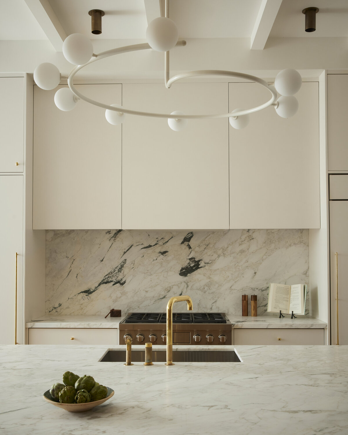 331F8166-5E36-4A0C-8390-B3833249457B