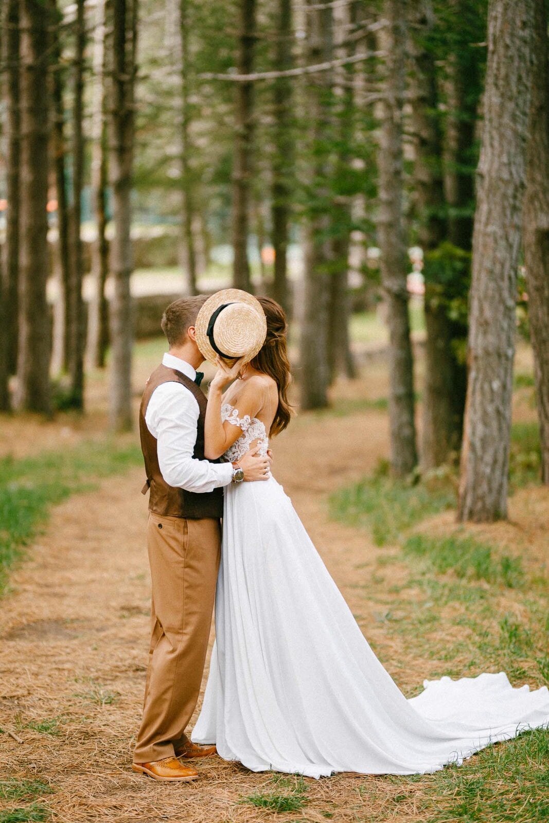 E8-Engagement-Photoshoot-In-the-mountains-with-horses-Ruslan-and-Kristina-2017-09-24-2500px-1004