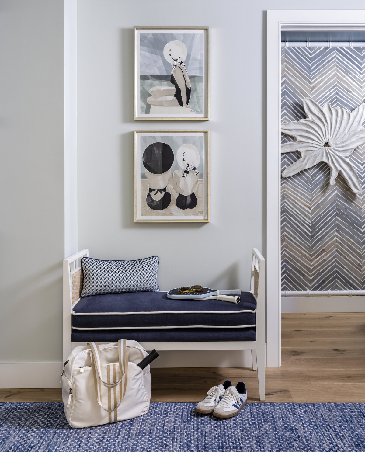 Entry Hall Detail-028-011-3393x4200