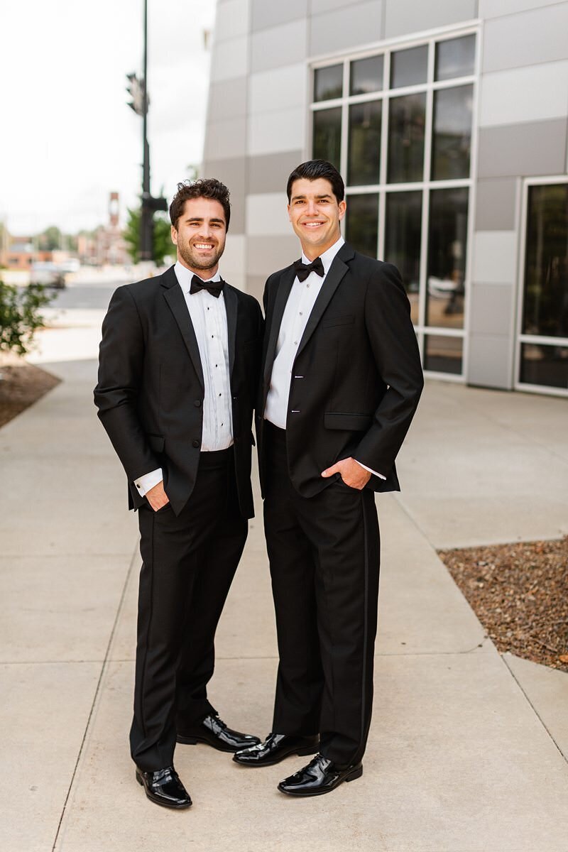 Classic Wedding at City Church of Evansville with Reception at ECC115
