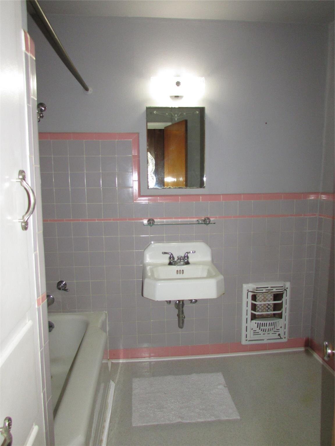 12 hall bath