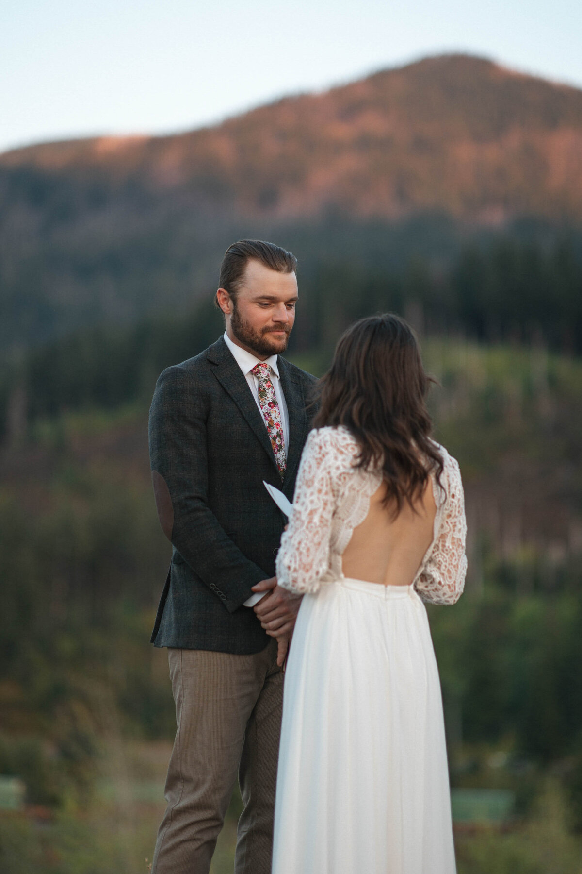 columbia-river-gorge-elopement-government-cove-oregon-85