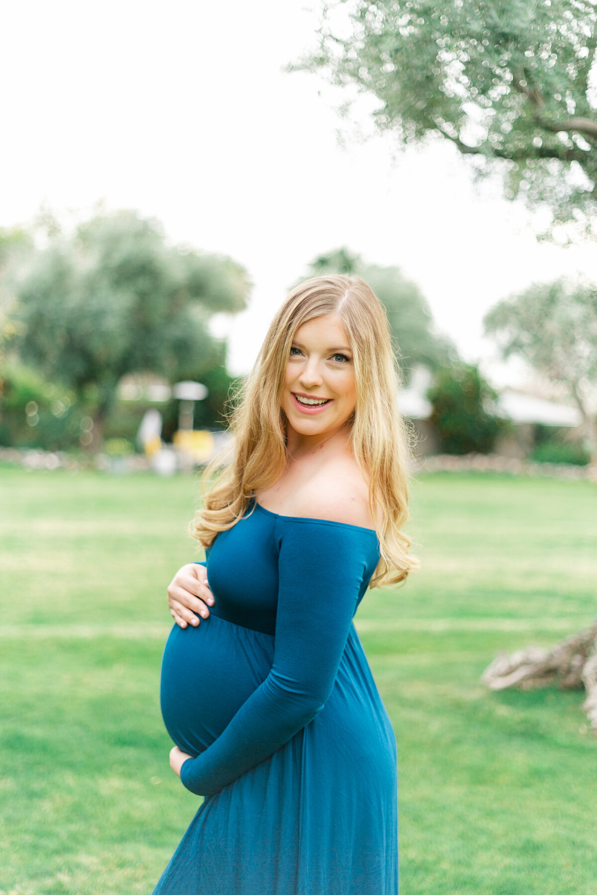 Karlie Colleen Photography - Phoenix Arizona Maternity Session - Green Historic Home - Hannah & Calvin -29