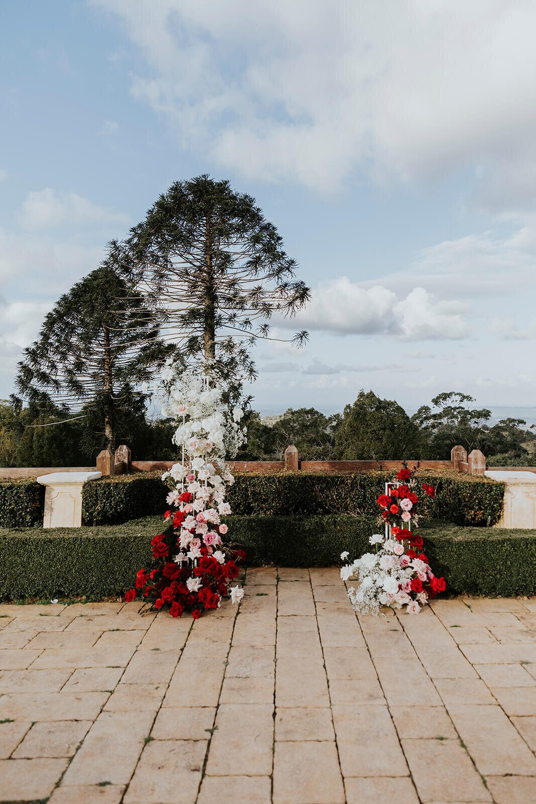 Ombre flower towers Sunshine Coast wedding florist