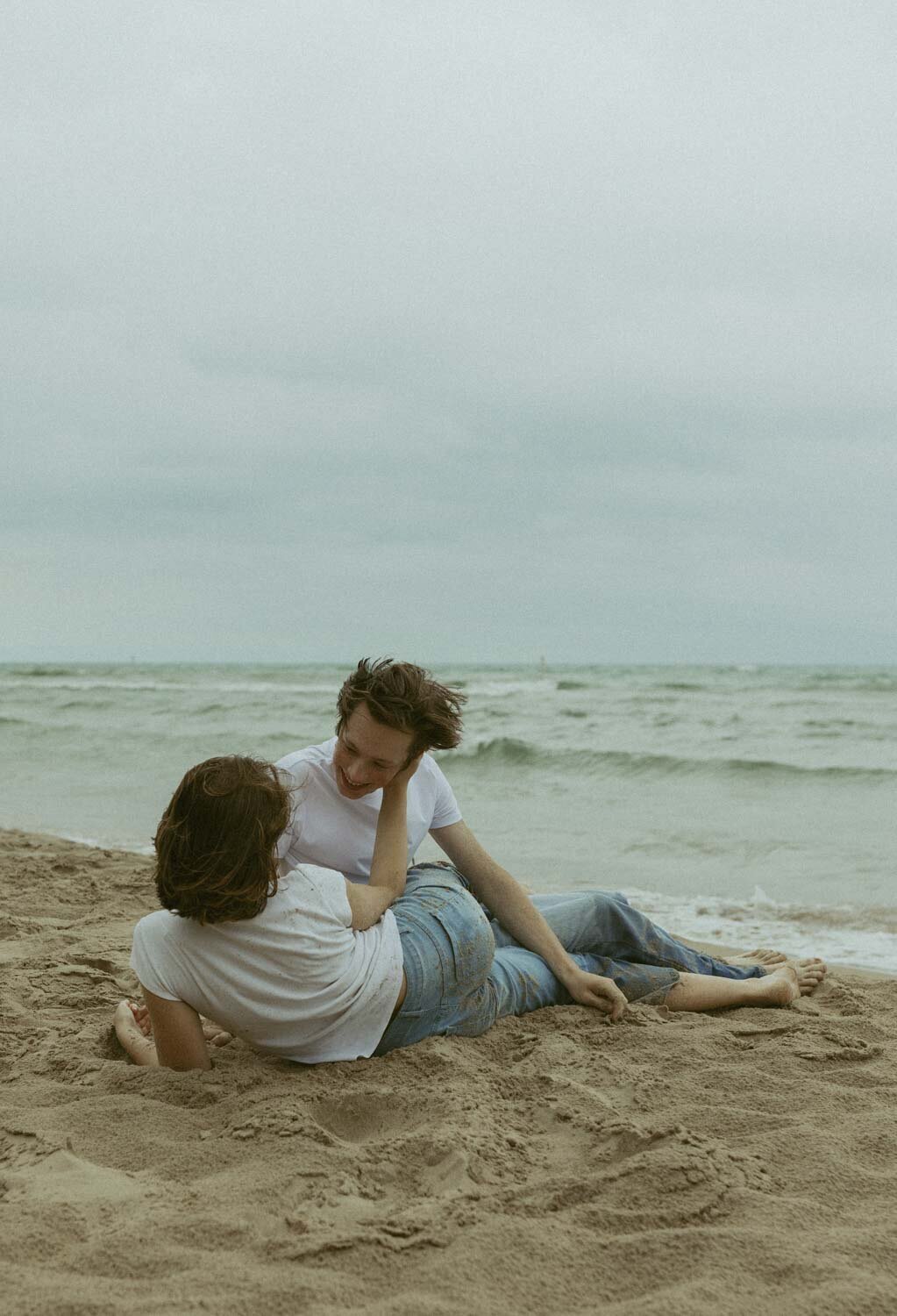 Lake-Michigan-Engagement-Session-75_2